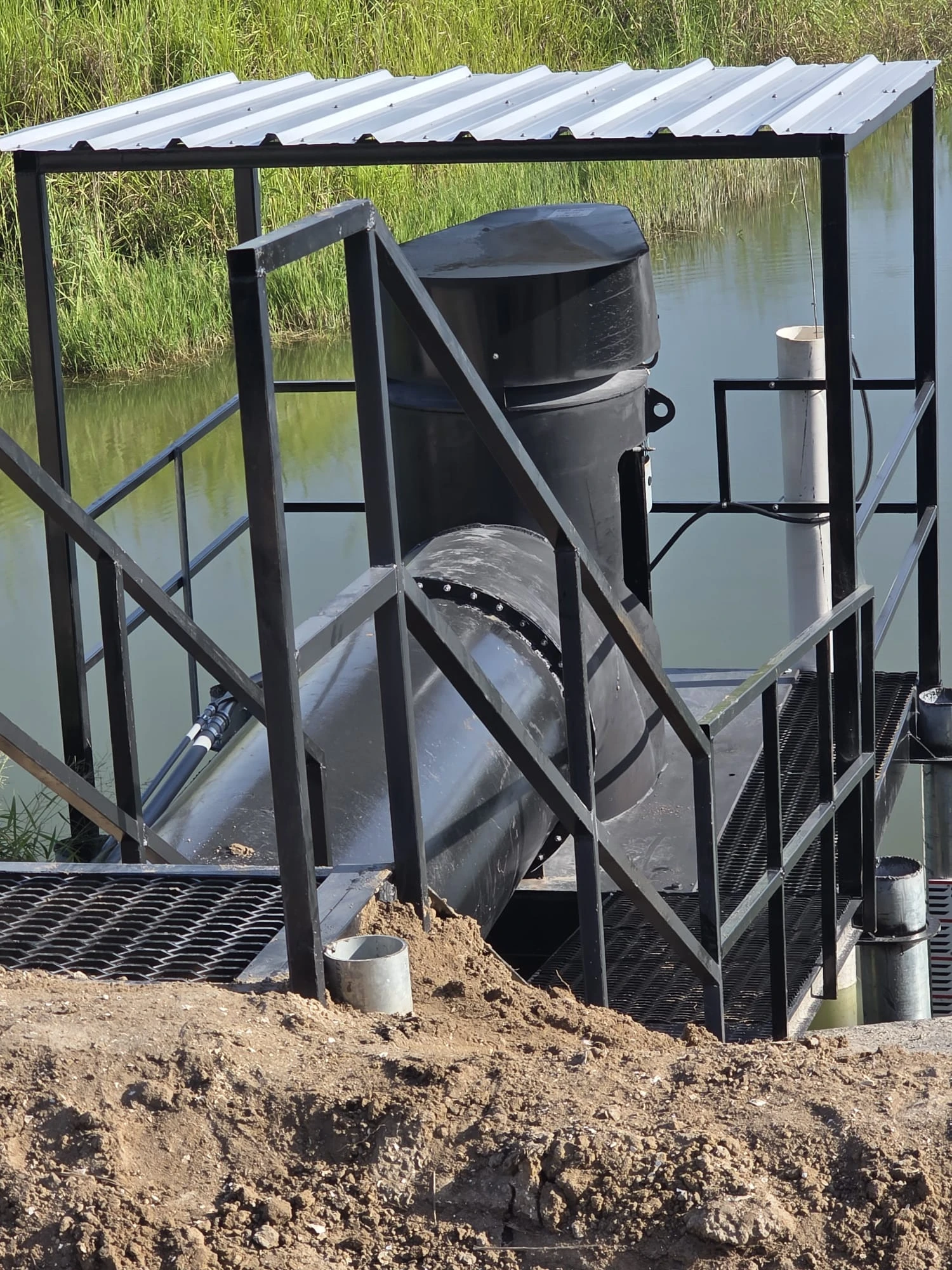 an axial flow pump with a service platform
